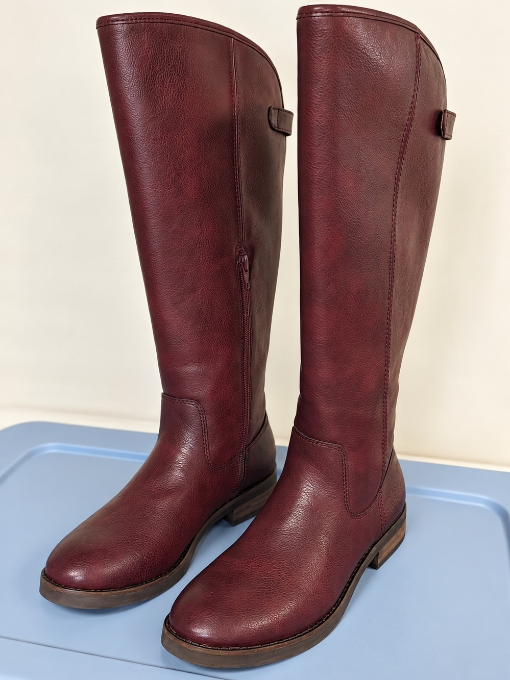 FRYE & Co. Women's Tall Riding Boots in Burgundy